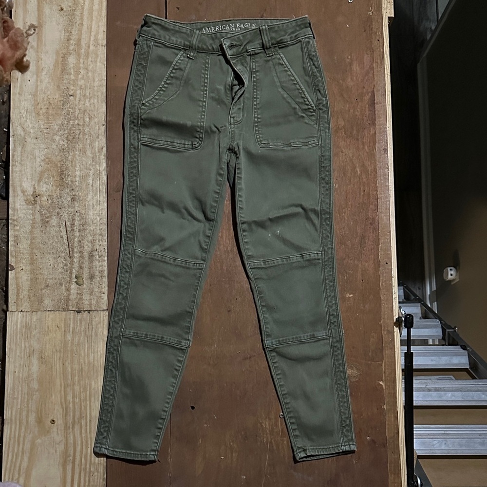 American Eagle Outfitters High Rise Jeans - Olive Green